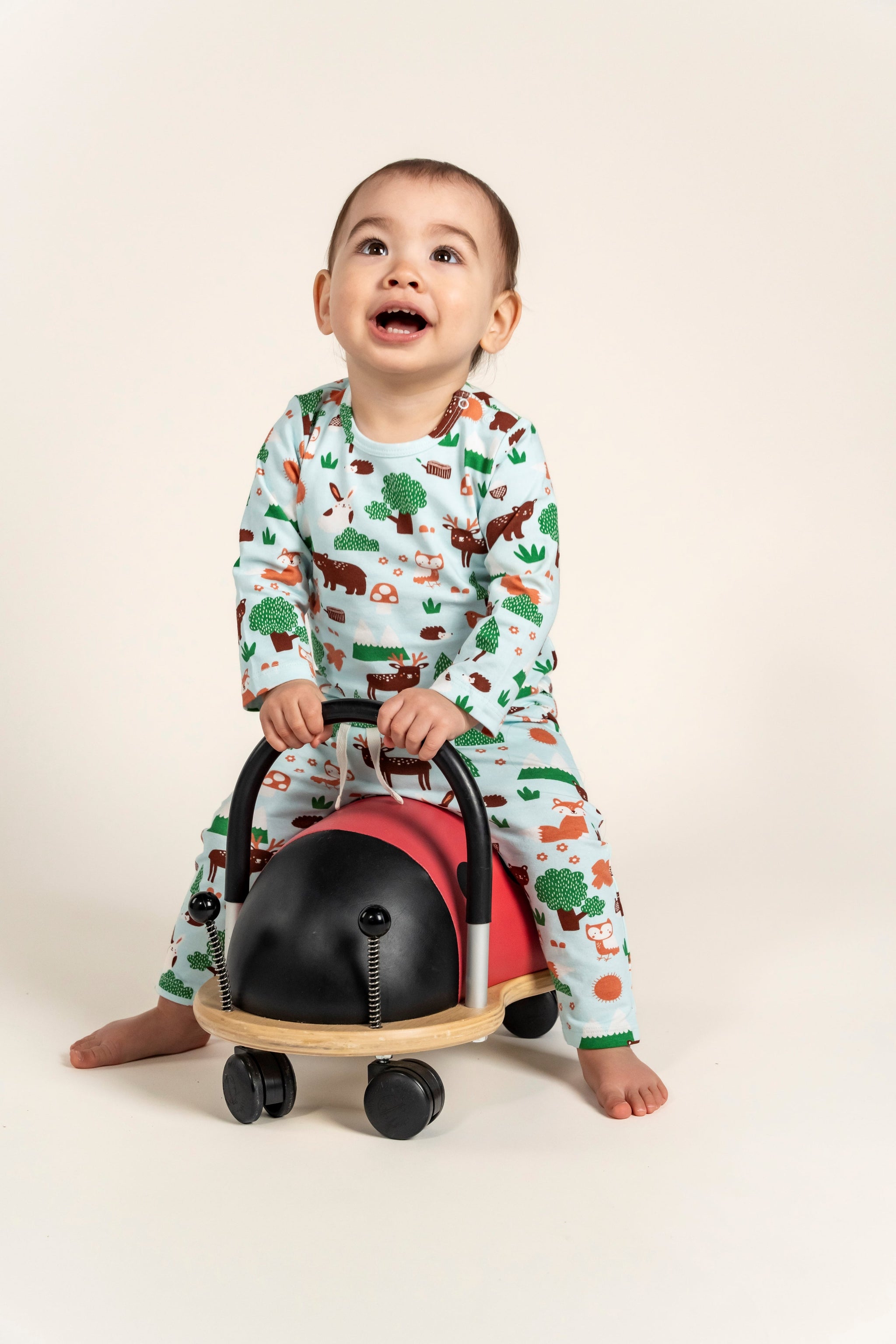 Toddler Boy Slouchy Pants with a playful Forest Animal Print, crafted from soft, breathable fabric. These comfortable, relaxed-fit pants are perfect for outdoor adventures and everyday playtime.