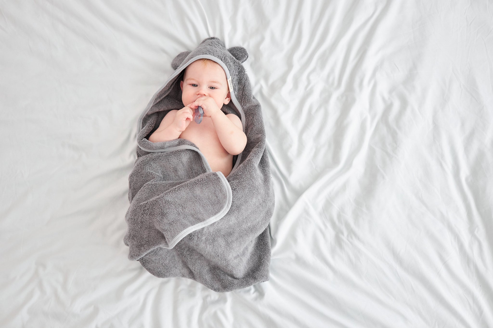 Hooded Baby Towel - Cotton & Bamboo Blend - Cloudy - Munich Blue AU Towels