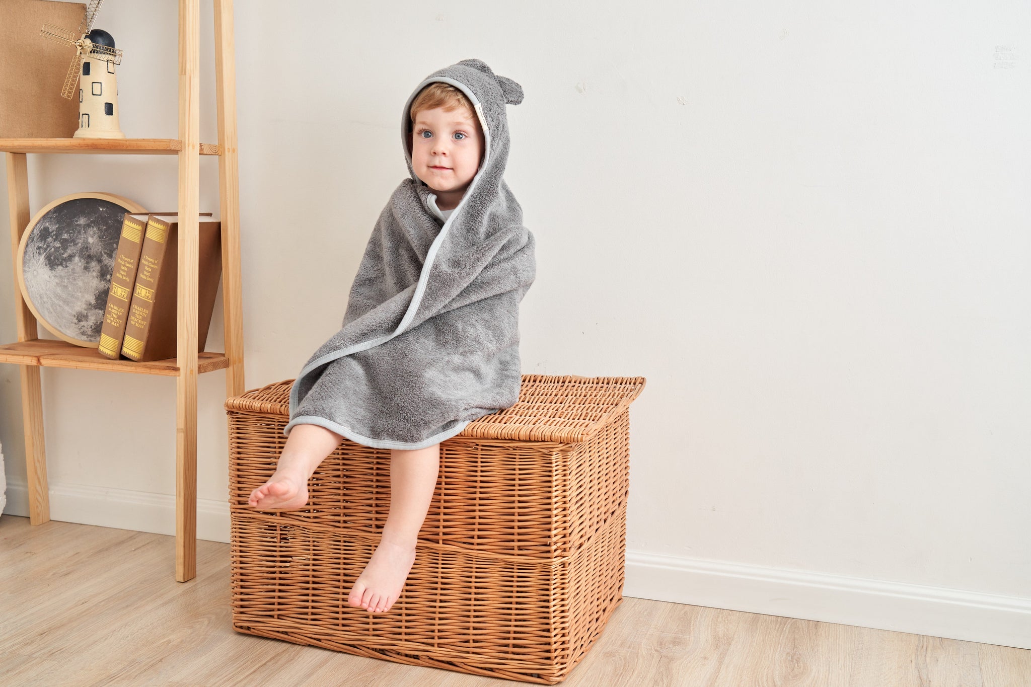 Hooded Baby Towel - Cotton & Bamboo Blend - Cloudy - Munich Blue AU Towels